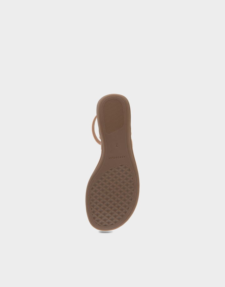 Detailed view of the signature Aerosoles Diamond Flex rubber outsole, designed for flexibility, grip, and shock absorption.