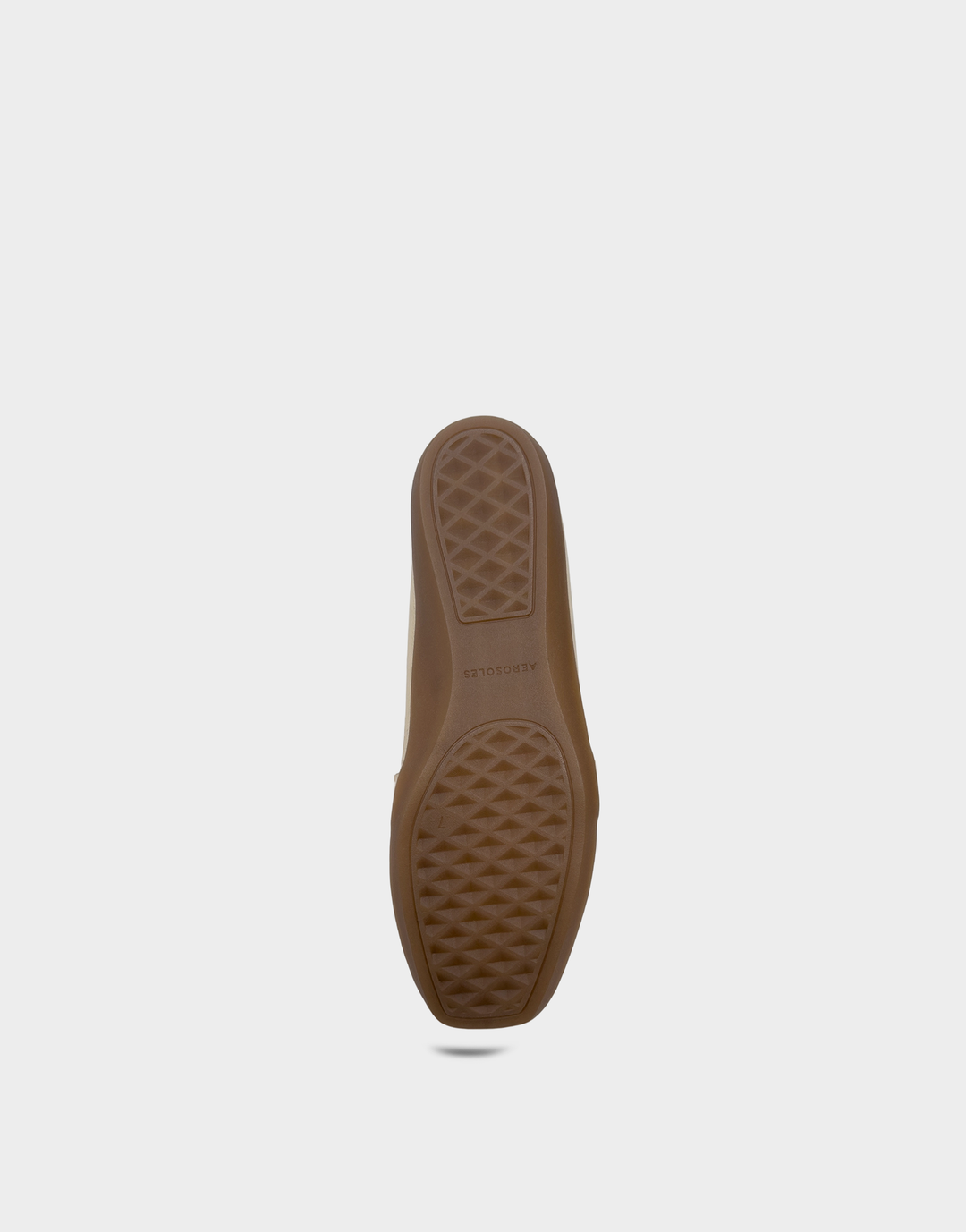 Detailed view of the signature Aerosoles Diamond Flex rubber outsole, providing non-slip traction and impact absorption.