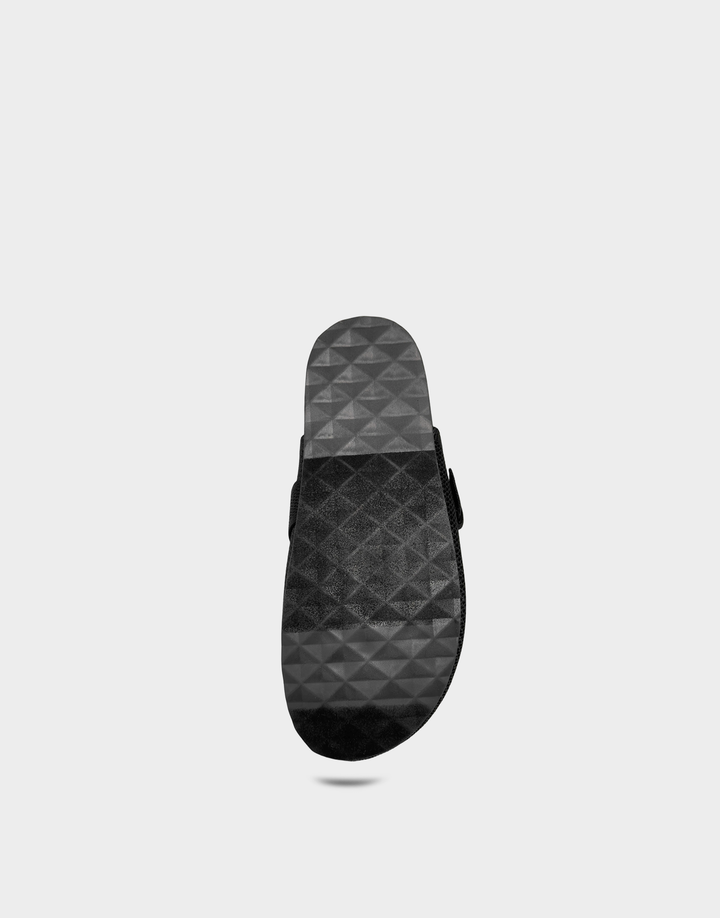 Detailed view of the signature Aerosoles Diamond Flex rubber outsole, designed for impact absorption and non-slip traction.