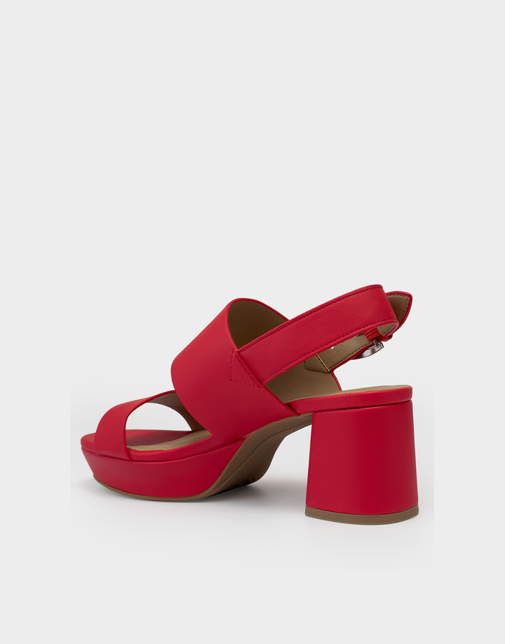 Camilia Rich Red
